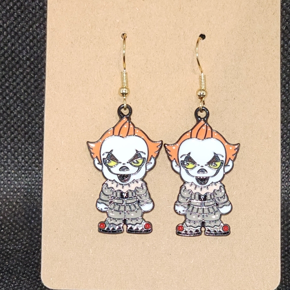Pennywise Metal Enamel Dangle Earrings, It Movies, Killer Clown, Zinc Alloy - Picture 3 of 3
